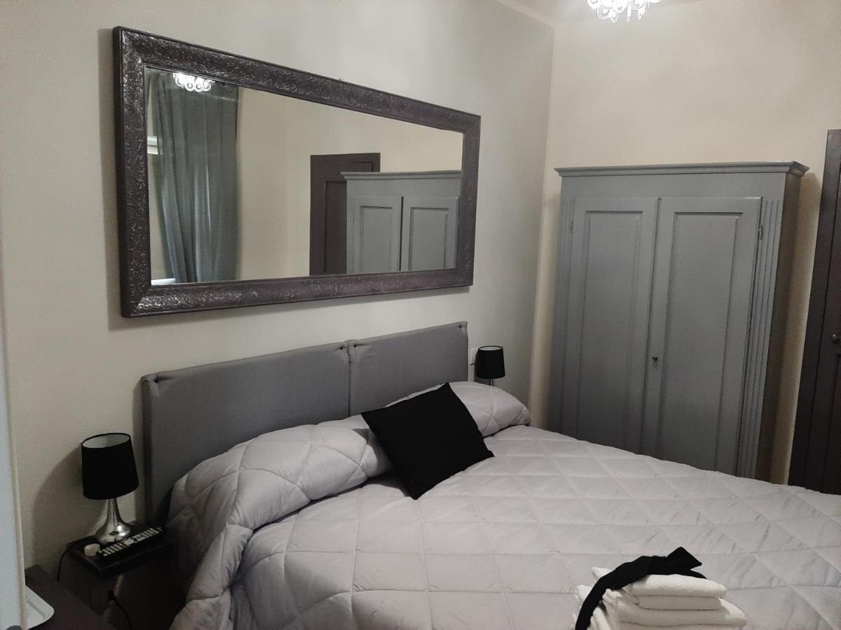 לוקה B&B Principe Calaf 3 מראה חיצוני תמונה